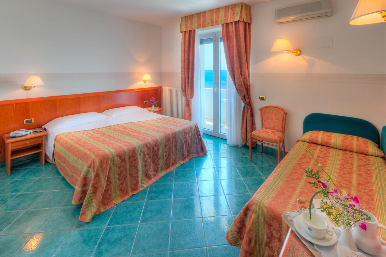Hotel Il Caminetto Porto San Giorgio Pokój zdjęcie