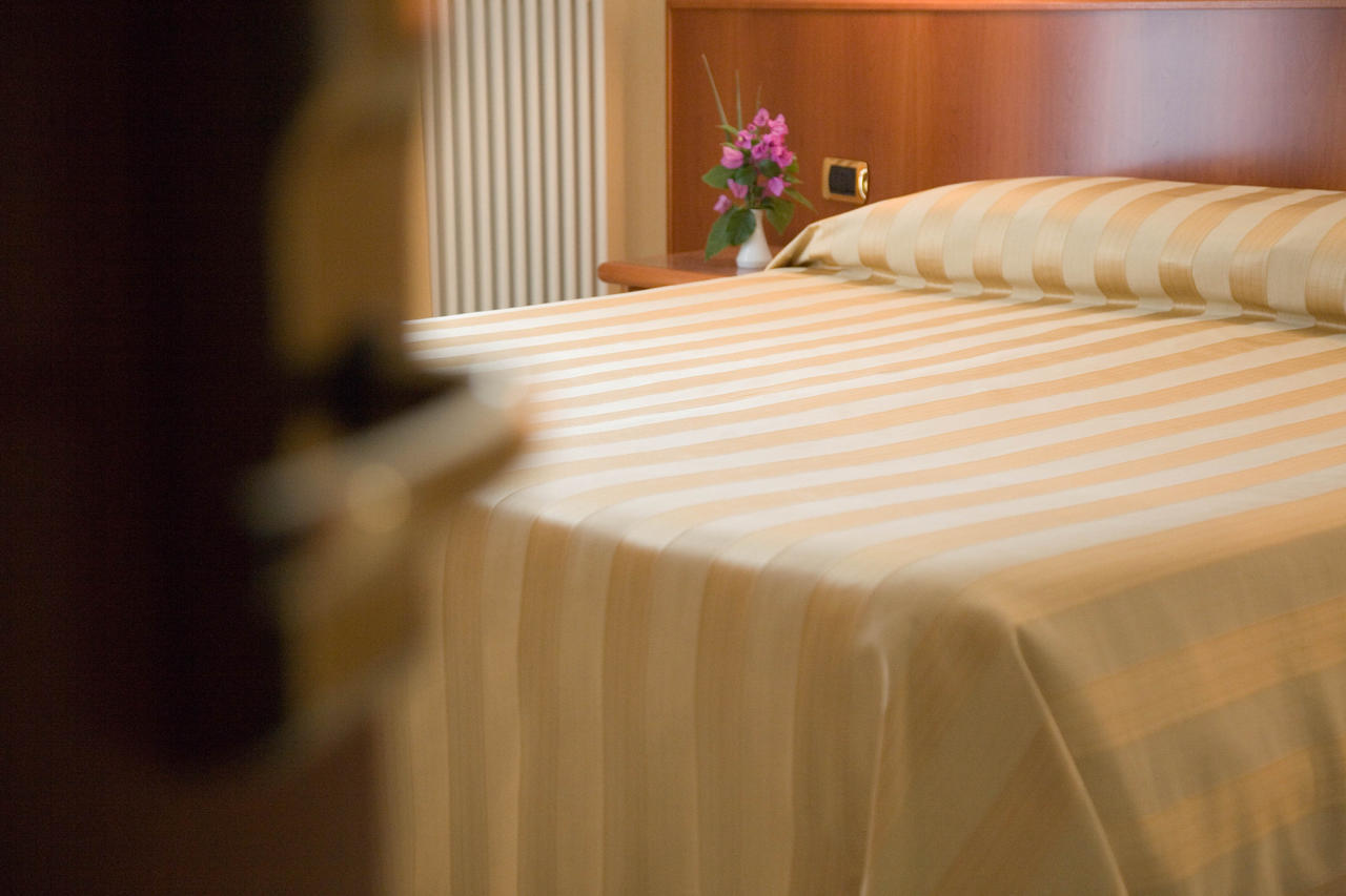 Hotel Il Caminetto Porto San Giorgio Pokój zdjęcie